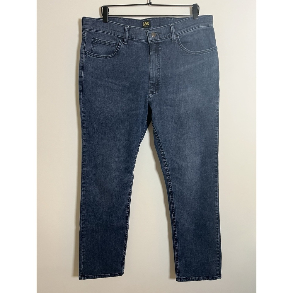Lee Classic Fit Jeans Mens 38x32 Blue Straight Leg Stretch Denim Pants